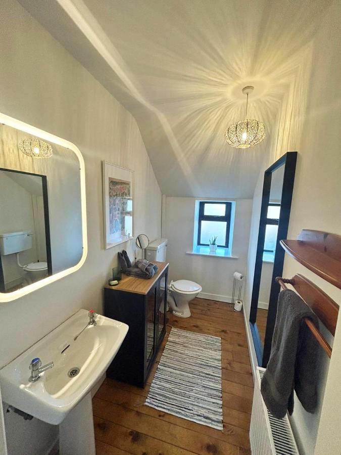 Foxy View In Dingle Town! Villa Екстериор снимка
