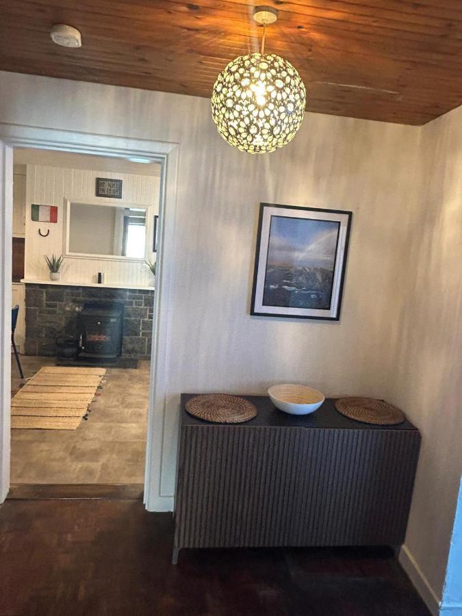 Foxy View In Dingle Town! Villa Екстериор снимка